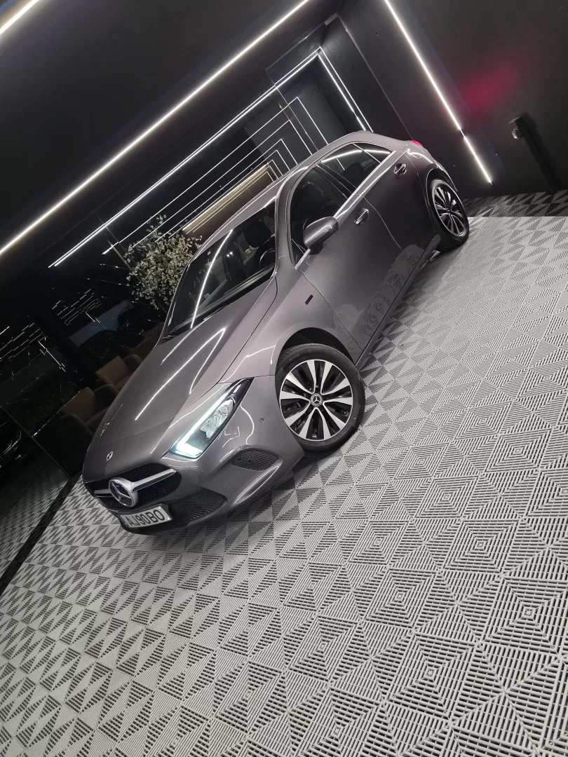 Mercedes-Benz A 250e Progressive - foto 5