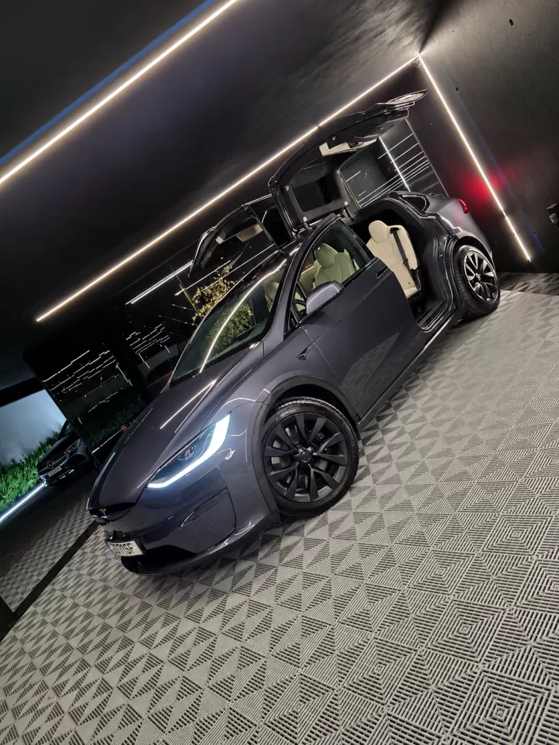 Tesla Model X LONG RANGE AWD - foto 3