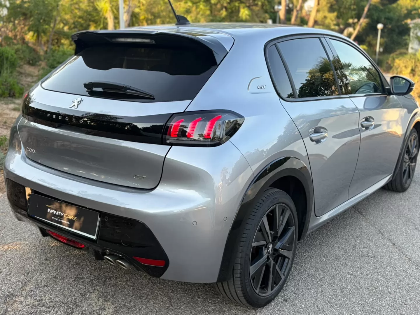 Peugeot 208 1.2 PureTech GT Pack EAT8 - foto 6