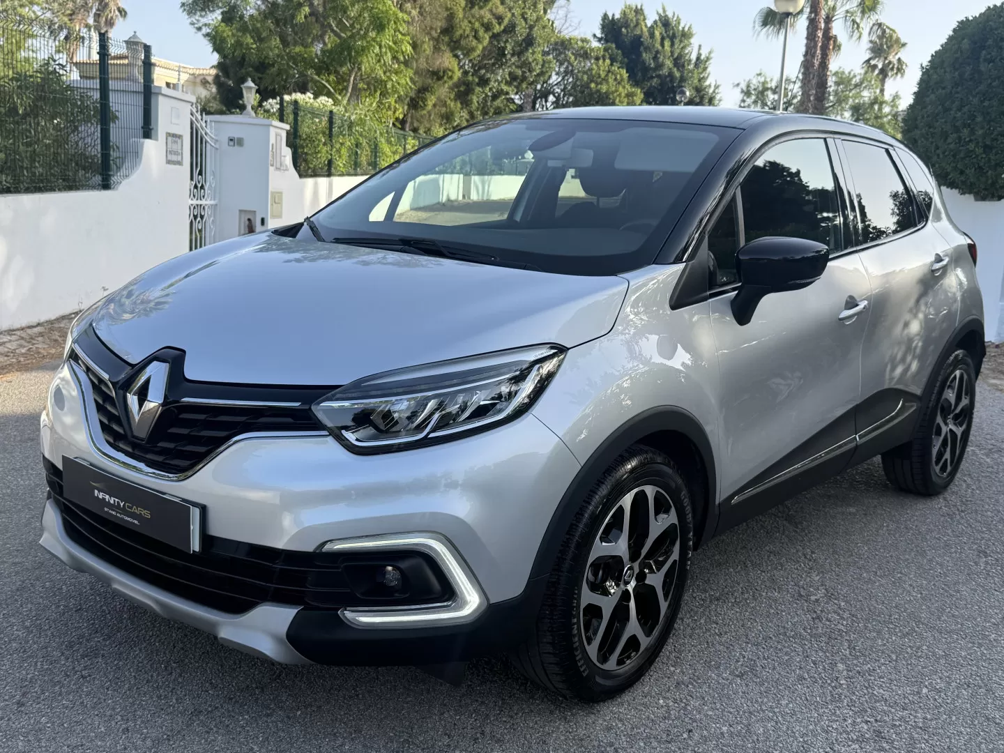Renault Captur 1.0 TCe Exclusive