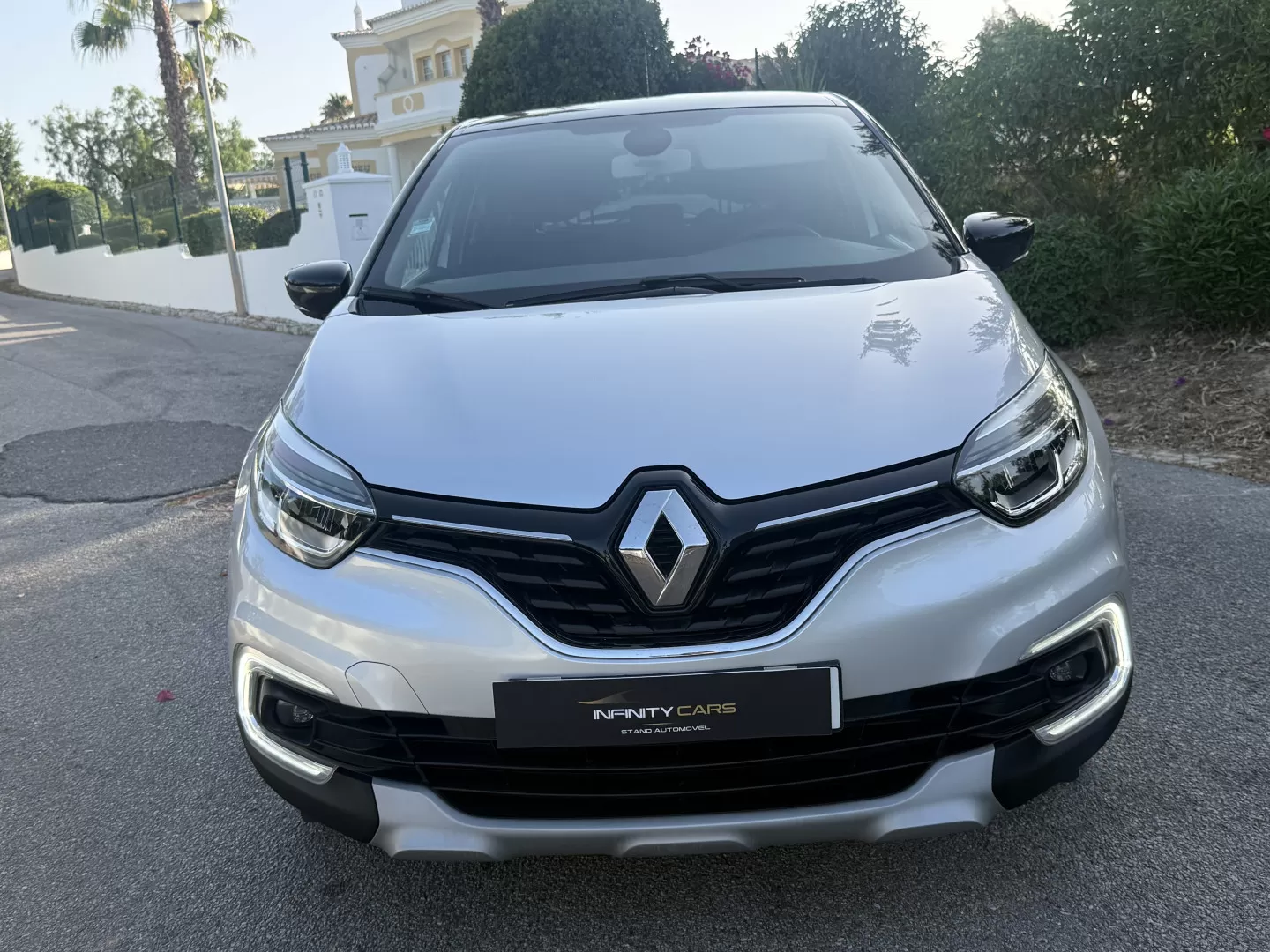 Renault Captur 1.0 TCe Exclusive - foto 2