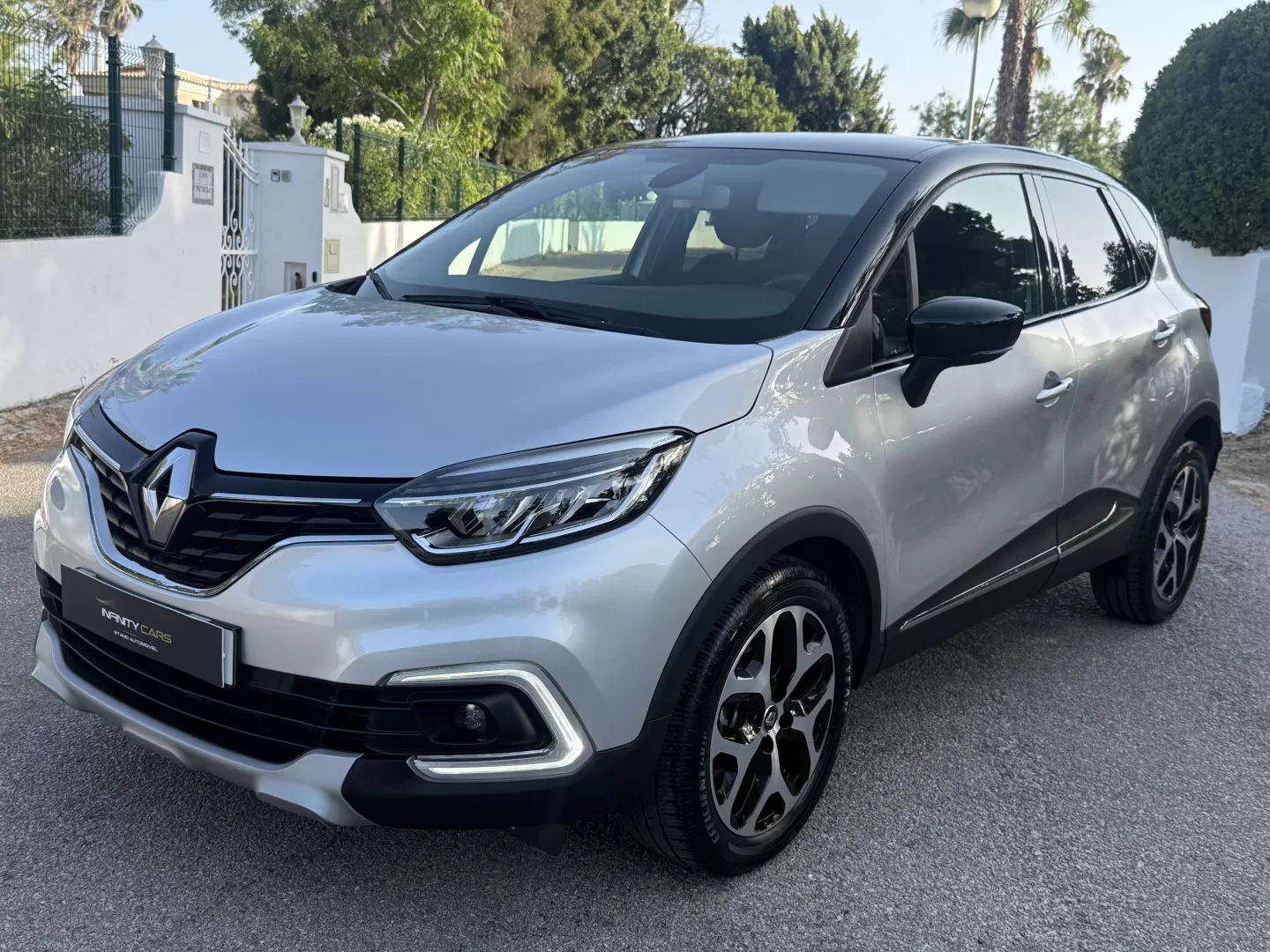 Renault Captur 1.0 TCe Exclusive - foto 4