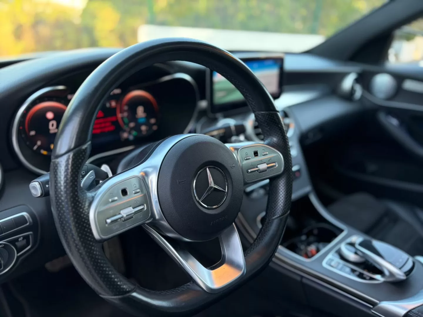 Mercedes-Benz C 300 de AMG Line - foto 8