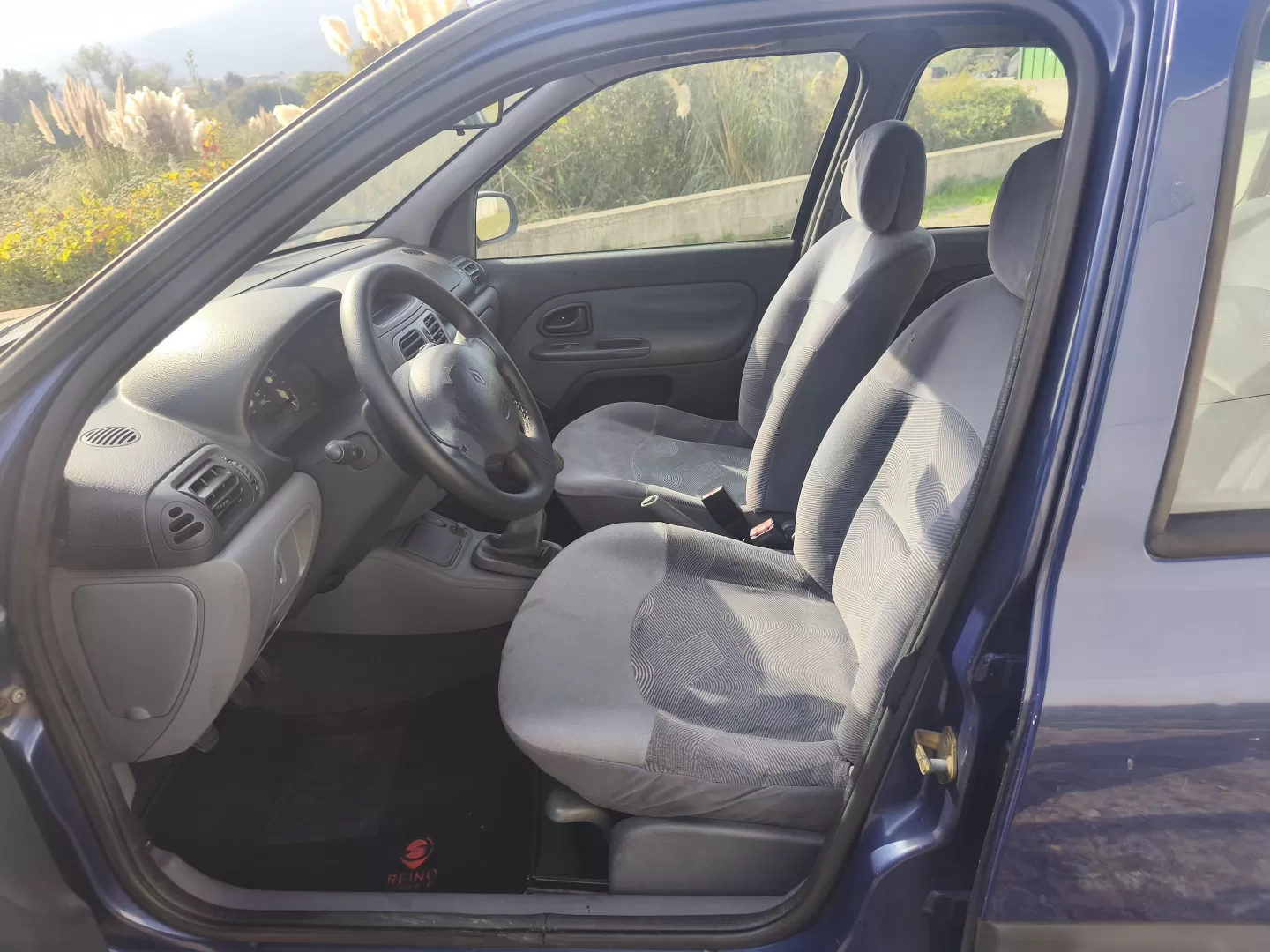 Renault Clio 1.9 D RN - foto 5