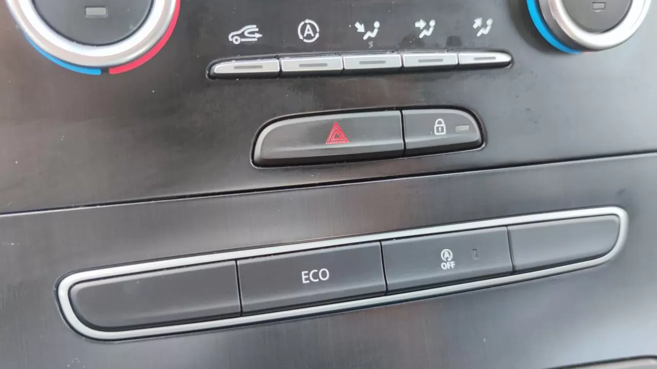 Renault Scénic  Energy Dci 110 Edc Limited - foto 8