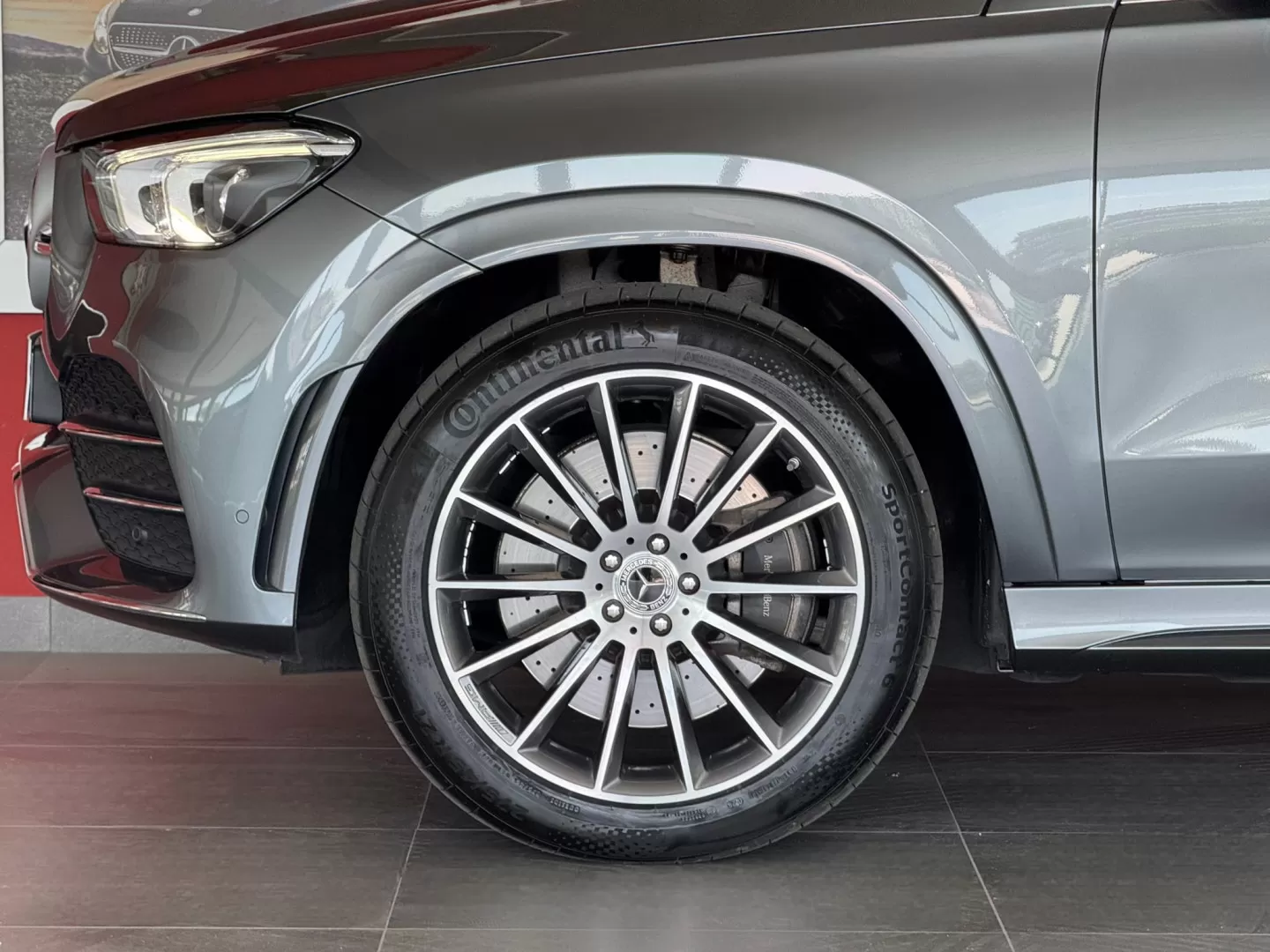 Mercedes-Benz GLE 350 AMG Line - foto 7
