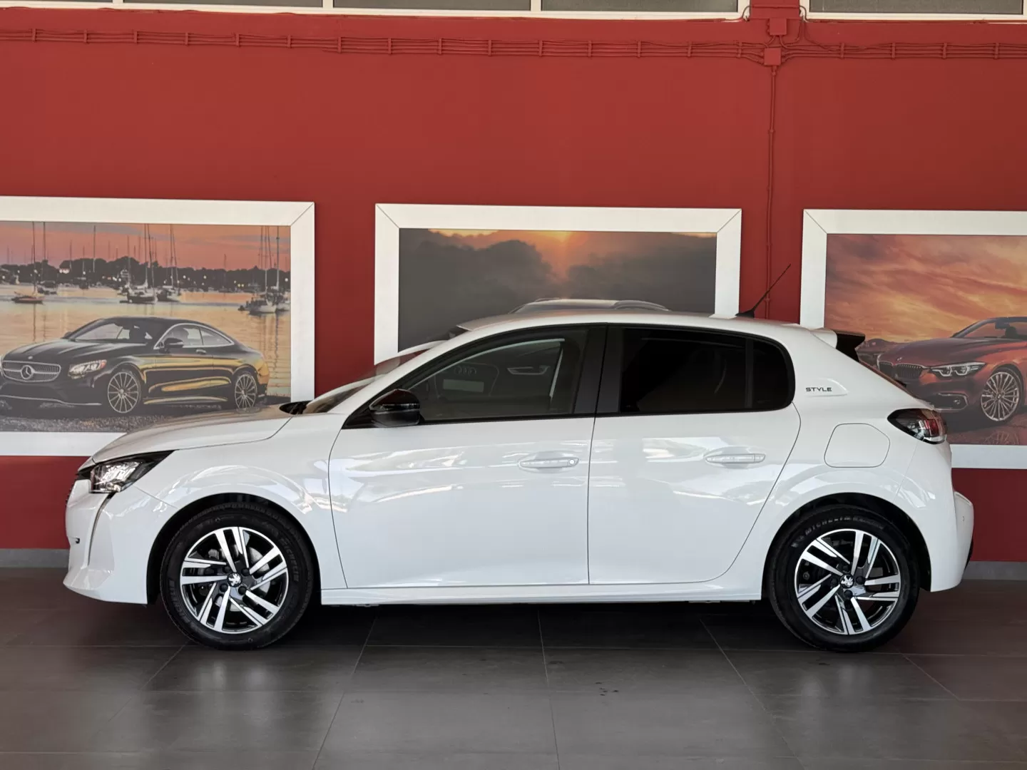 Peugeot 208 1.2 PureTech Style - foto 6