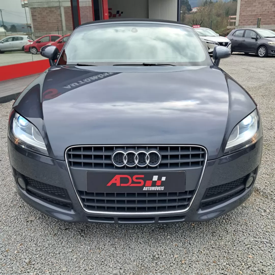 Audi TT Roadster 2.0 TFSi - foto 2
