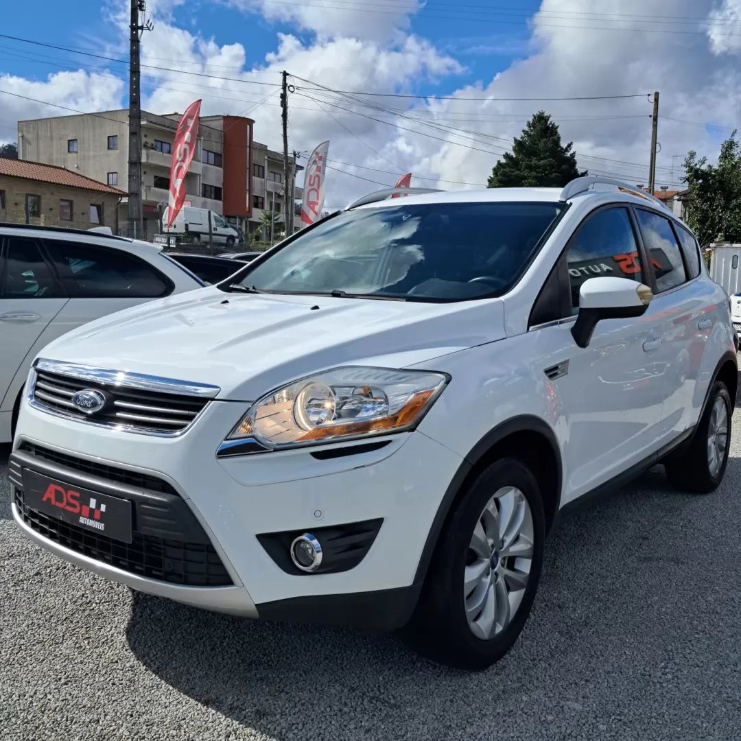 Ford Kuga 2.0 TDCi Titanium - foto 3