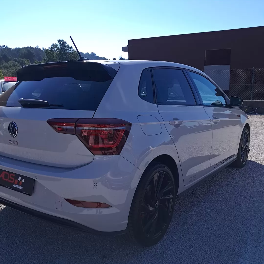 VW Polo 2.0 TSI GTI Edition 25 DSG - foto 6