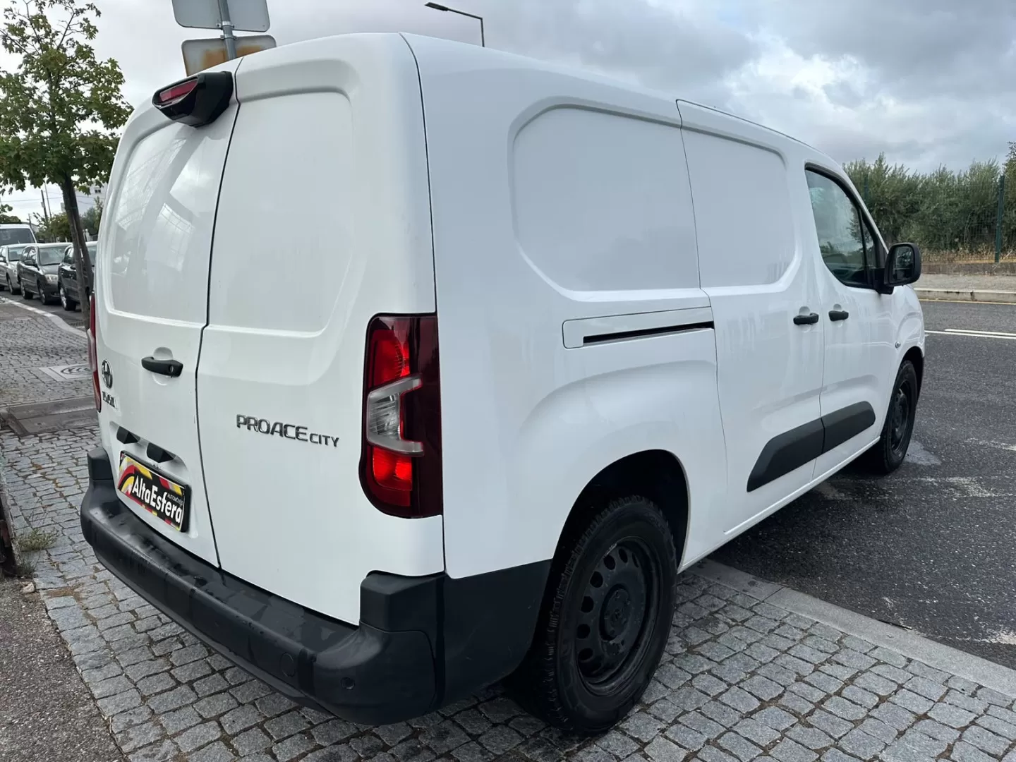 Toyota Proace City Verso 1.5 D-4D L2 Comfort - foto 7