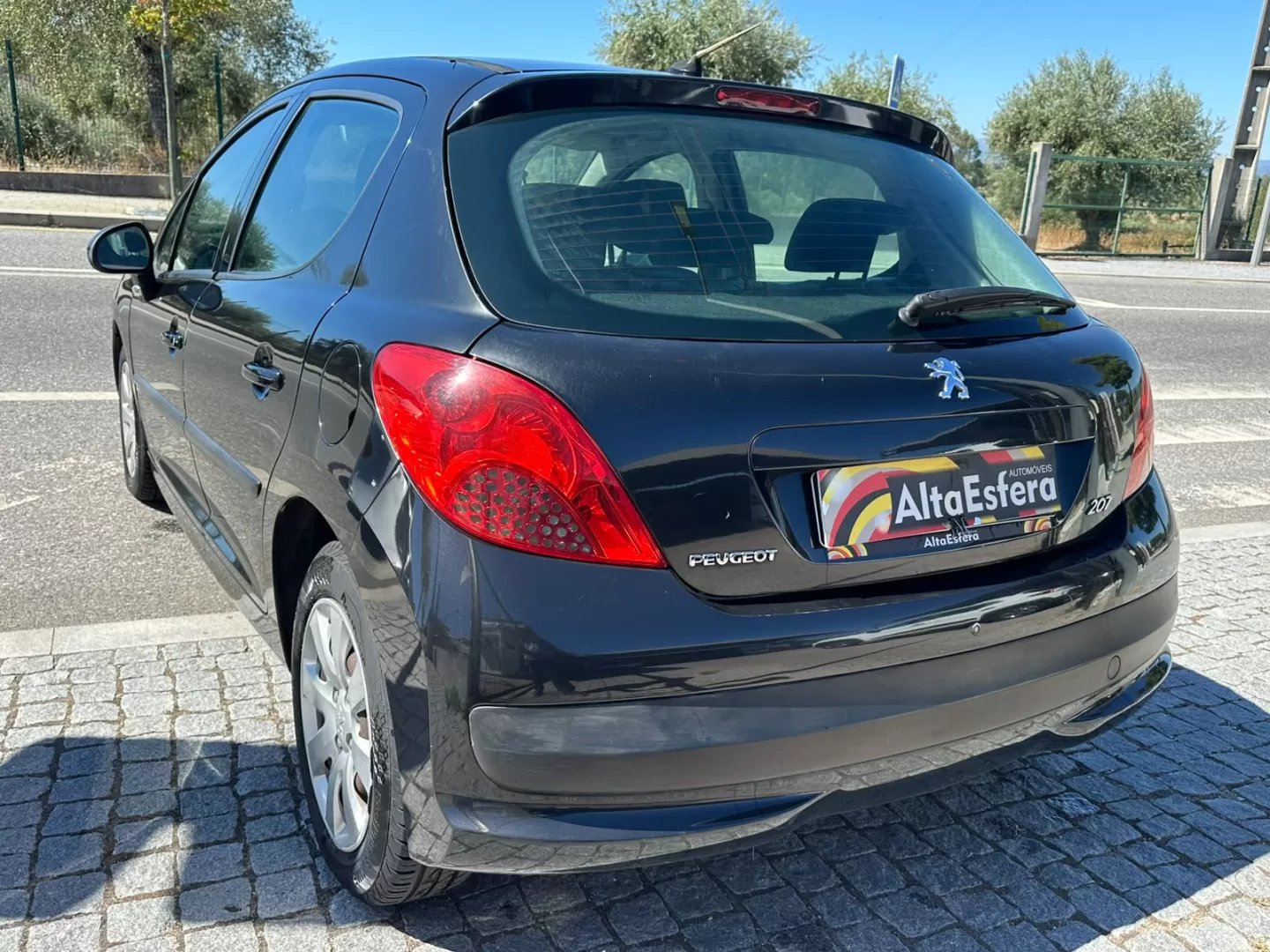Peugeot 207 1.4 HDi Trendy - foto 4