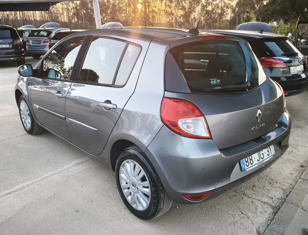 Renault Clio 1.5 dCi Dynamique - foto 4