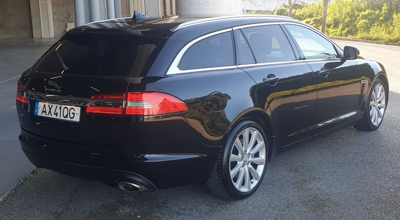 Jaguar XF Sportbrake 2.2 D Premium Luxury - foto 5