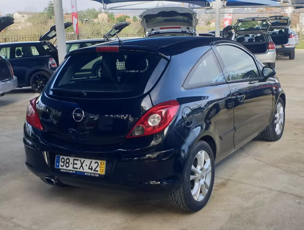 Opel  1.3 CDTI COSMO M6 - foto 5