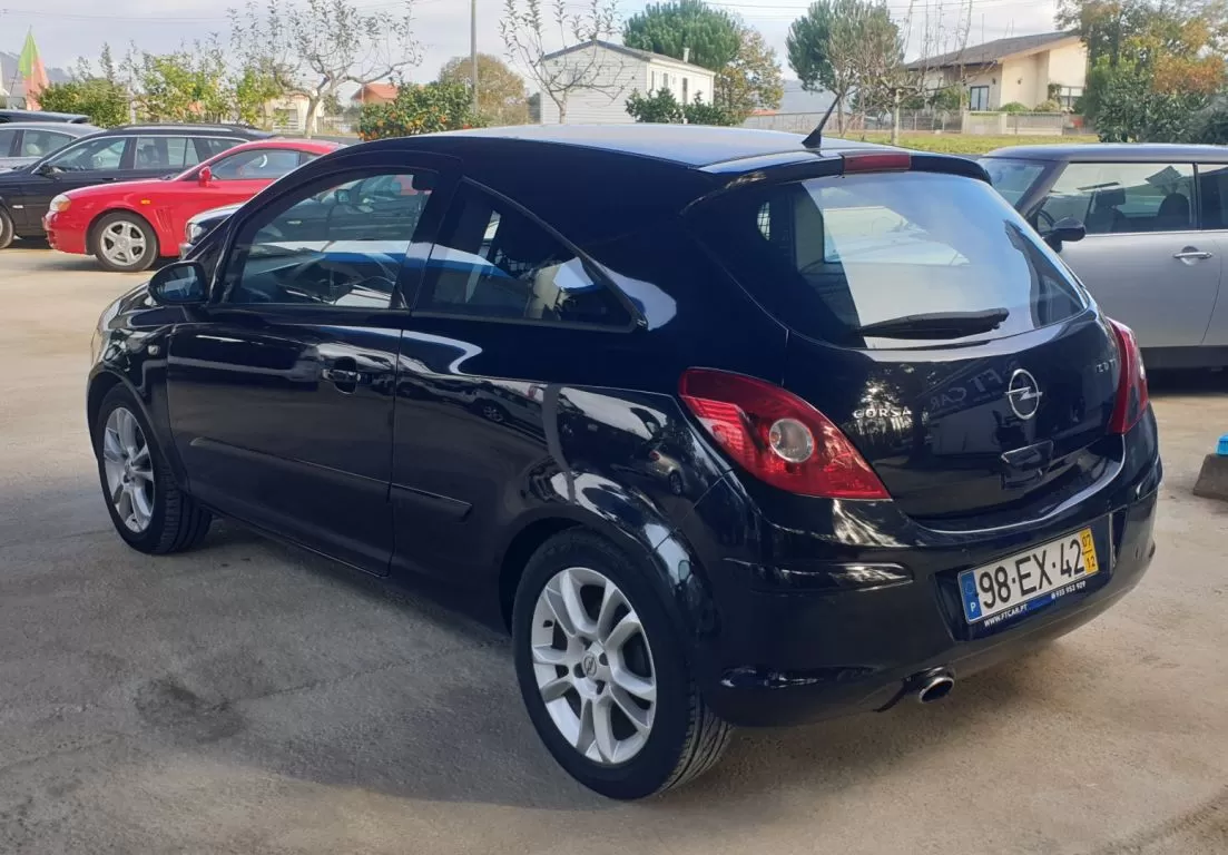 Opel  1.3 CDTI COSMO M6 - foto 7