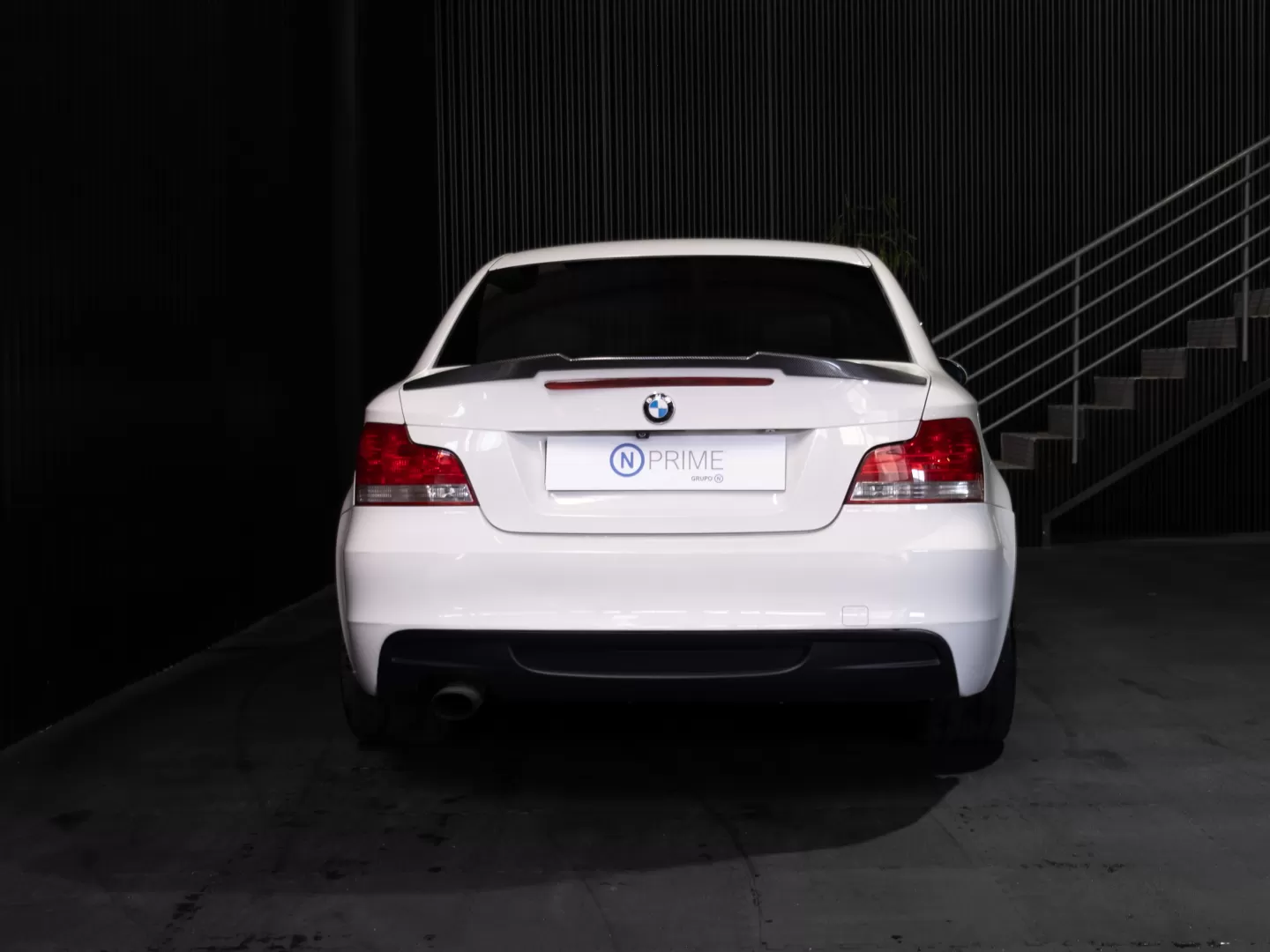 BMW 120 d Aut. Limited Edition Lifestyle c/ M Sport Pack - foto 4