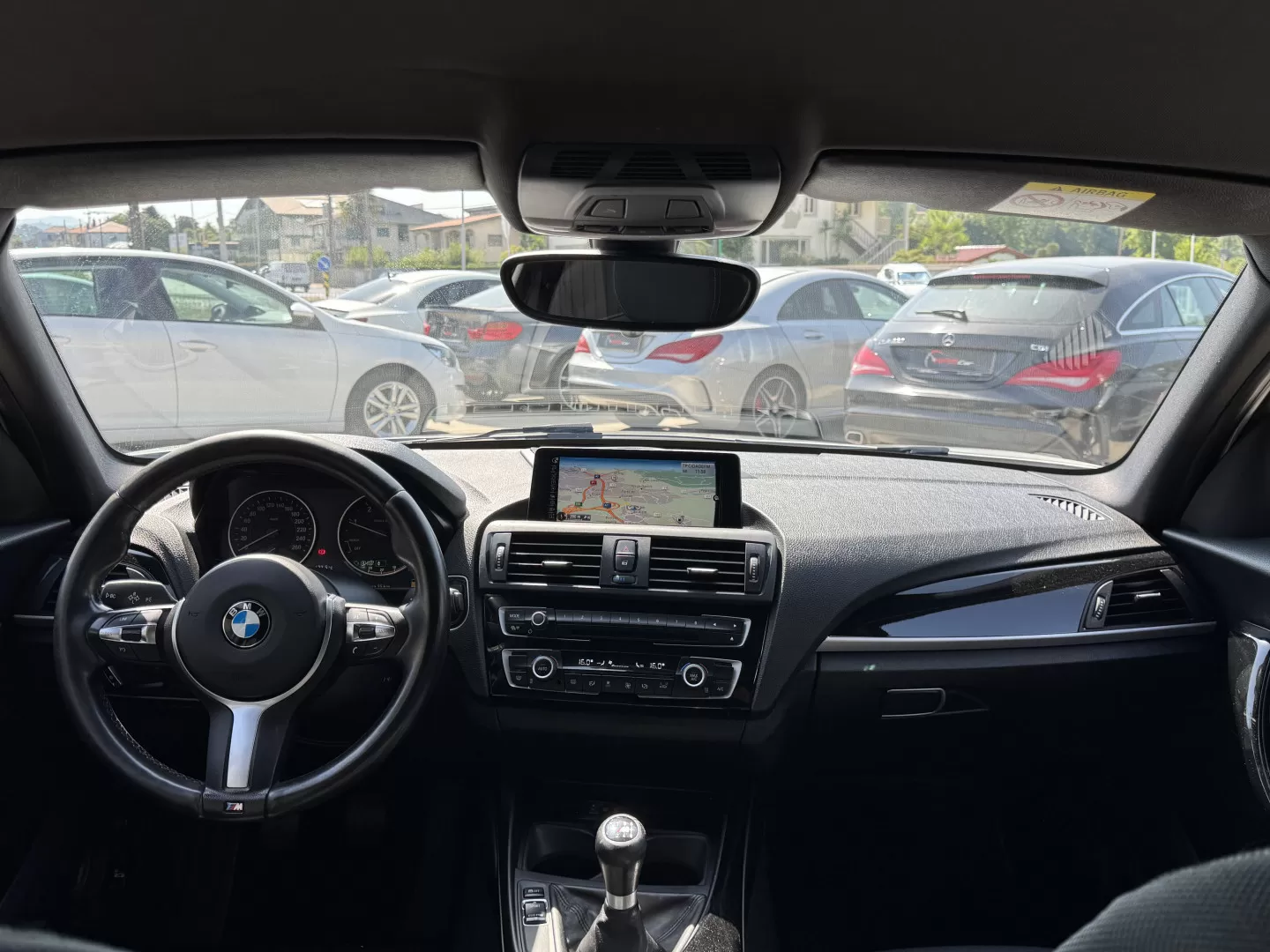 BMW 116 d Pack Desportivo M - foto 4