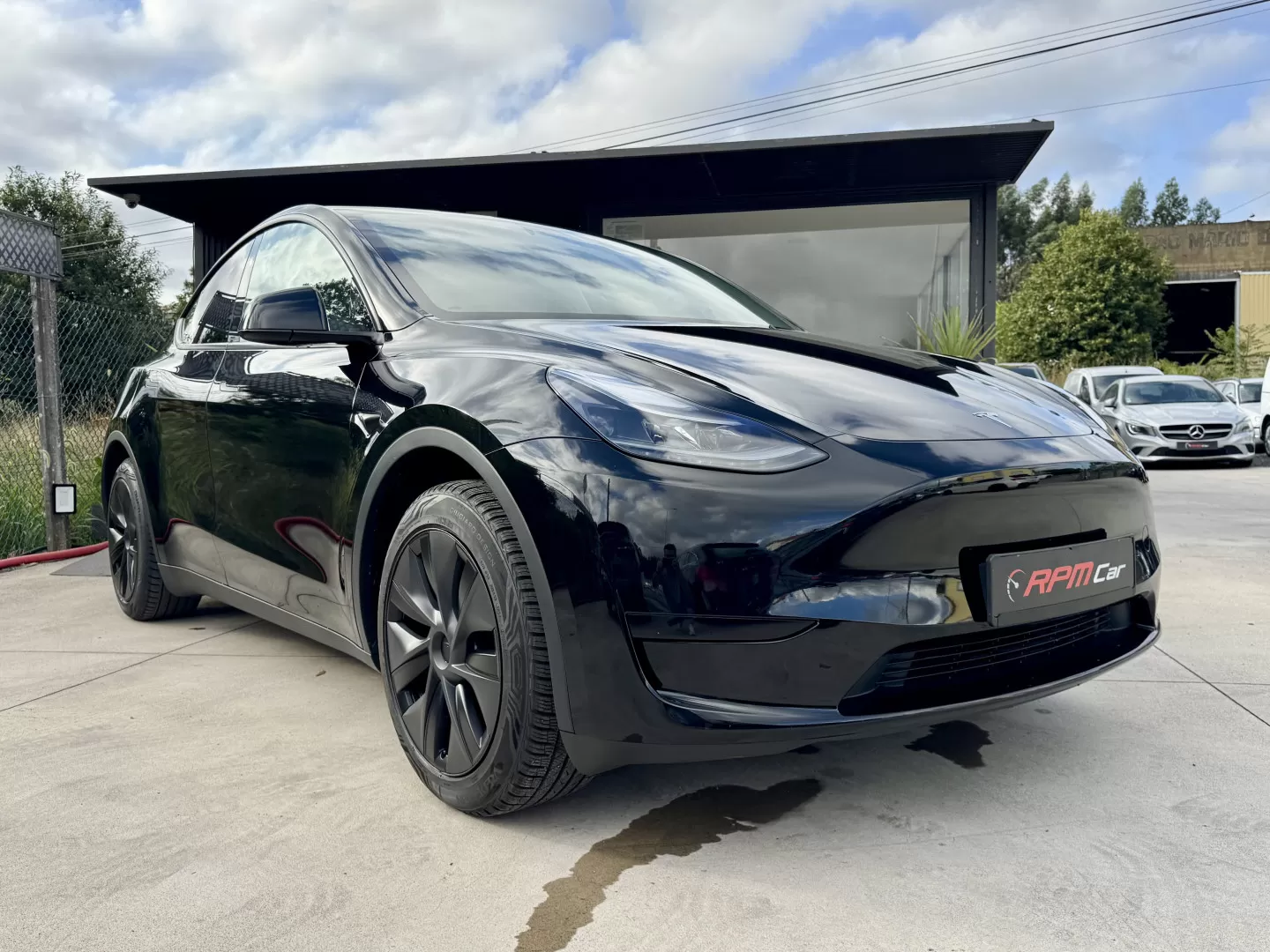Tesla Model Y Long-Range RWD - foto 3
