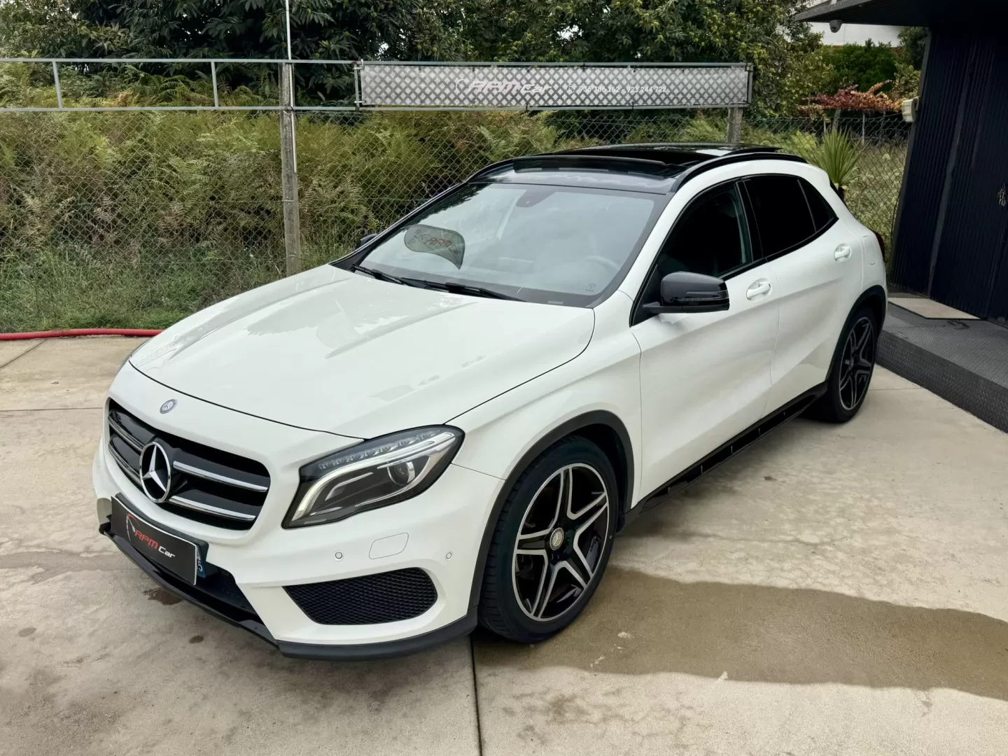 Mercedes-Benz GLA 220 CDI 7G-DCT AMG Line - foto 2
