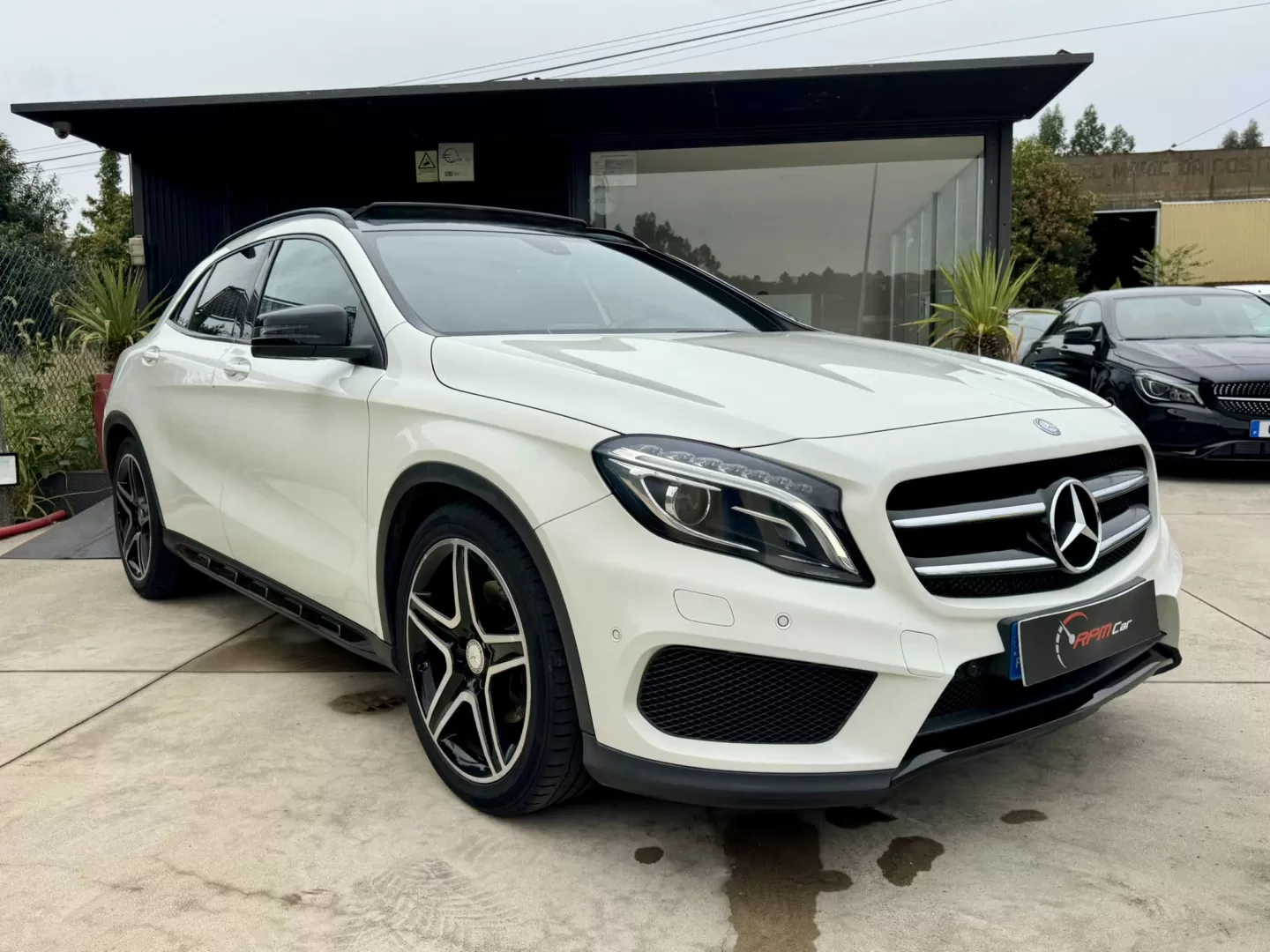 Mercedes-Benz GLA 220 CDI 7G-DCT AMG Line - foto 4