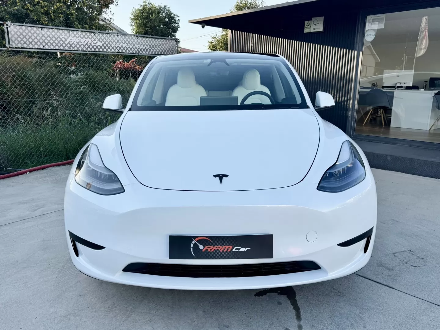 Tesla Model Y RWD / Standard - foto 4