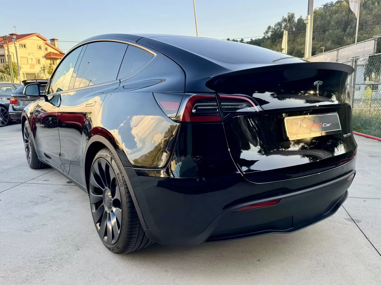 Tesla Model Y Performance Dual Motor AWD - foto 6