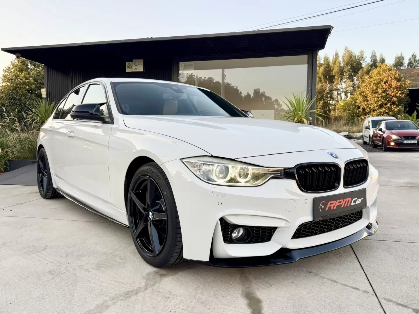 BMW 320 d Auto Pack M - foto 4
