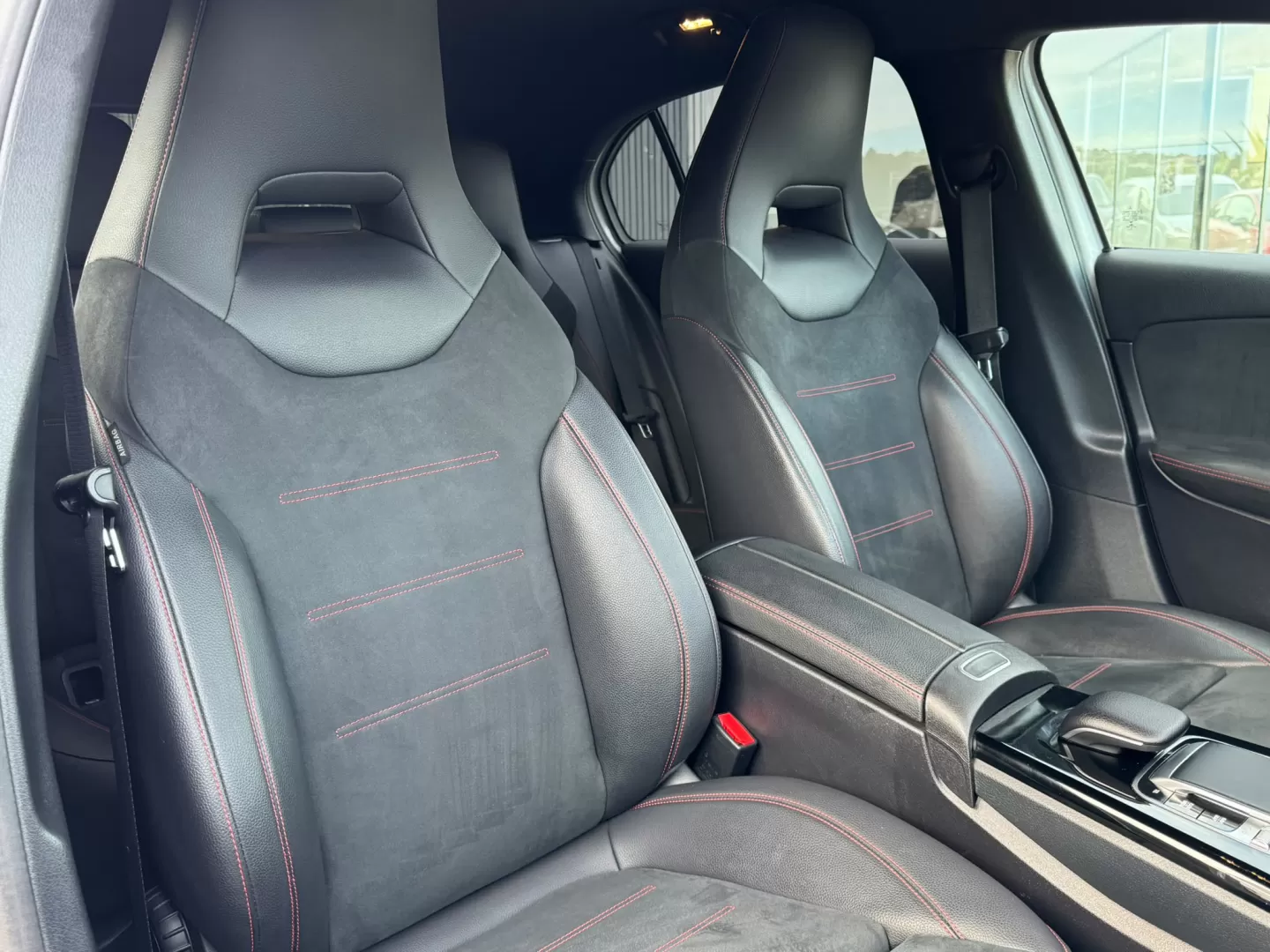 Mercedes-Benz A 180 d AMG Line Aut. - foto 8