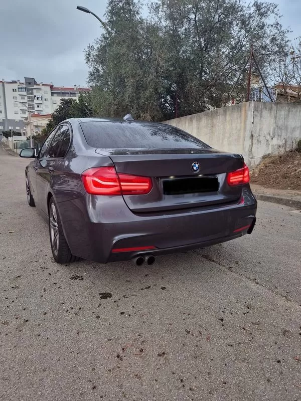 BMW 330 e iPerformance Pack M - foto 6