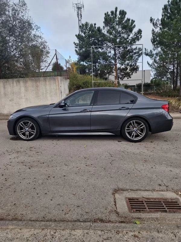 BMW 330 e iPerformance Pack M - foto 7