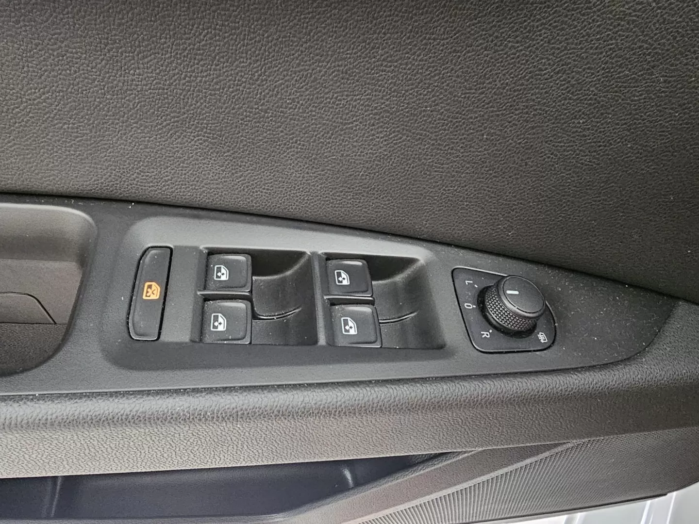 Seat Leon ST 1.4 TSI FR DSG S/S - foto 4