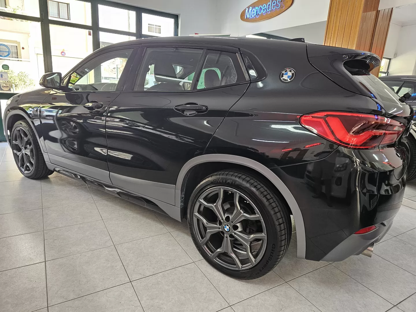 BMW X2 18 d sDrive Auto - foto 4
