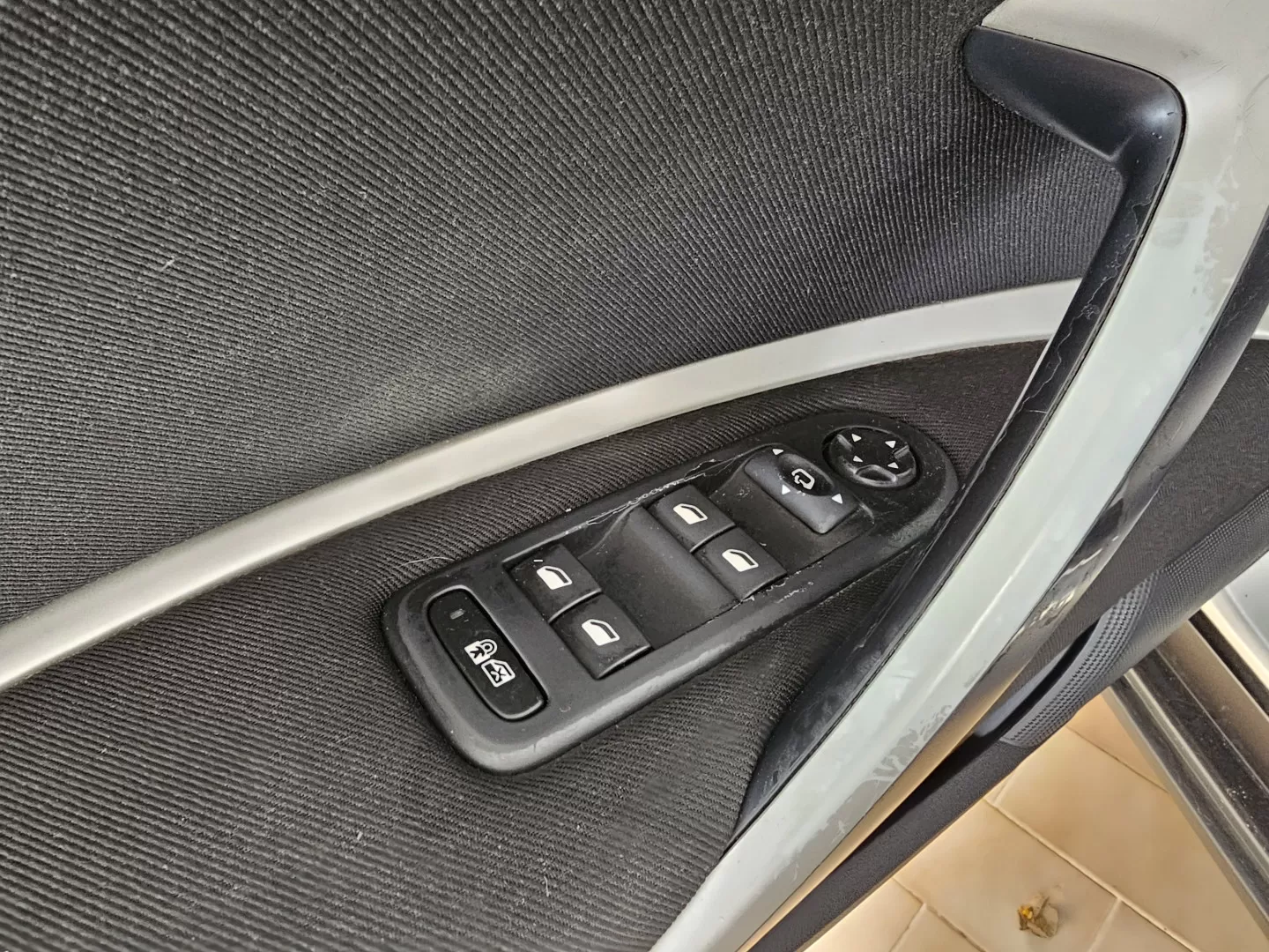 Citroën C5 Break 1.6 HDi EXCLUSIVE - foto 3
