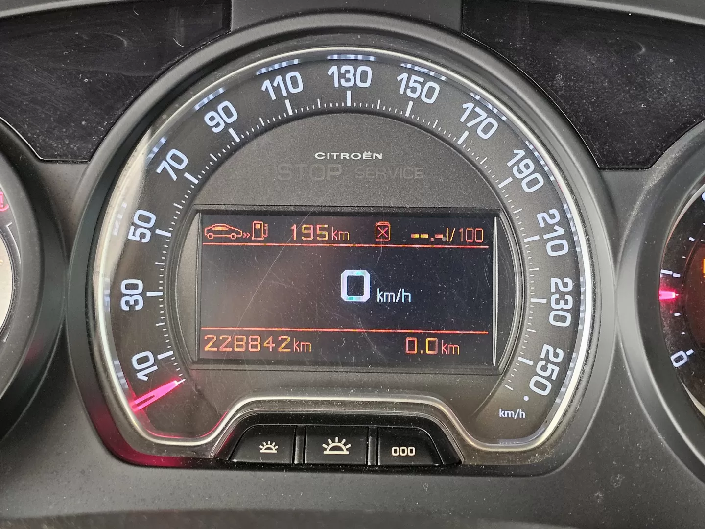 Citroën C5 Break 1.6 HDi EXCLUSIVE - foto 8