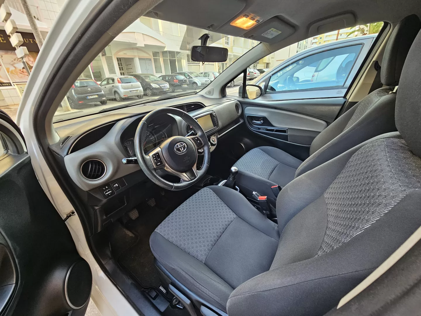 Toyota Yaris 1.0 VVT-i Comfort - foto 3
