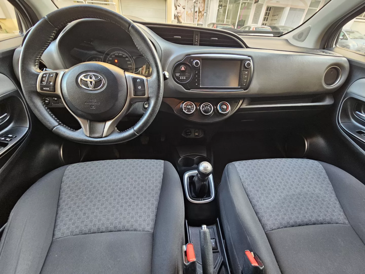 Toyota Yaris 1.0 VVT-i Comfort - foto 5