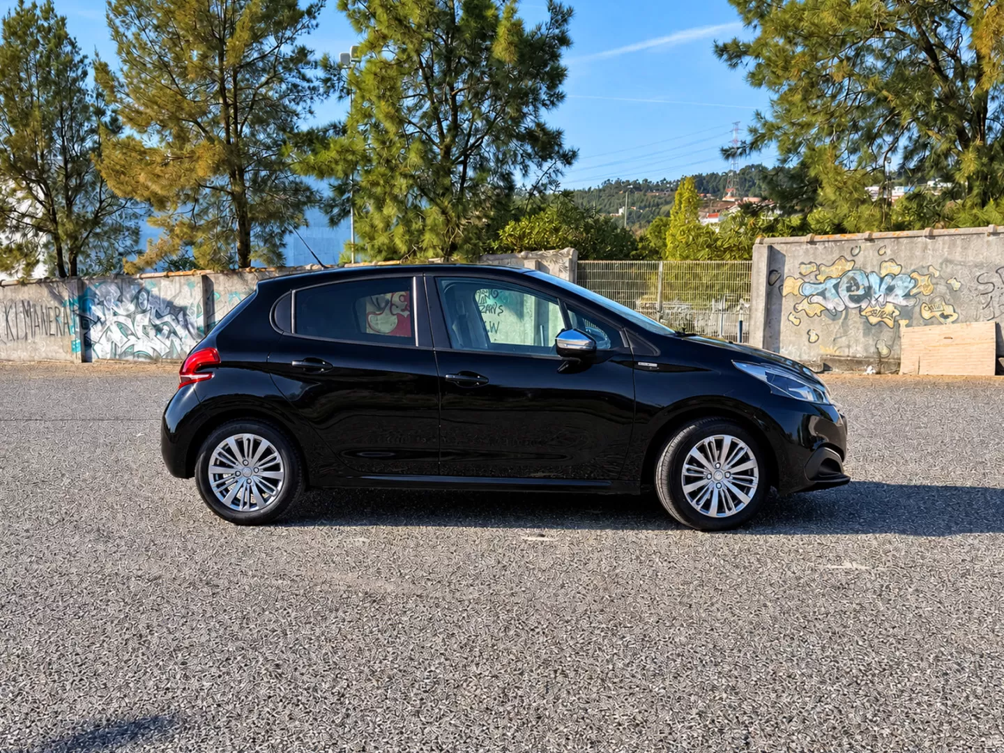 Peugeot 208 1.2 PureTech Style - foto 2
