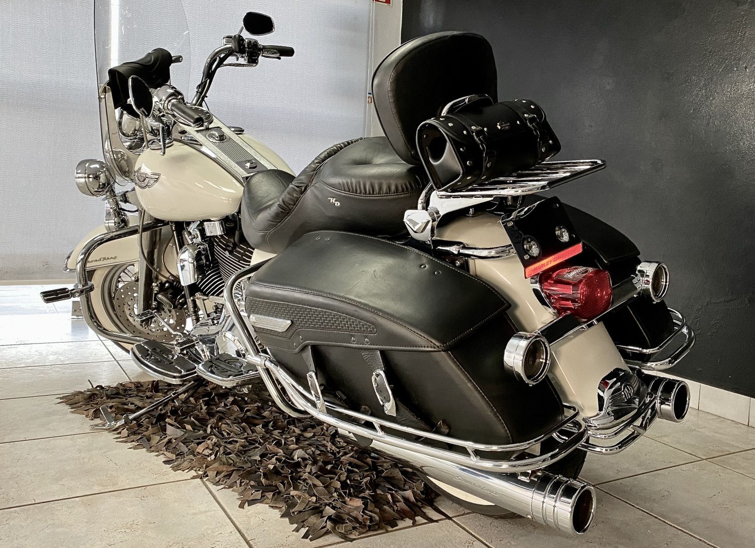 Harley-Davidson FLHR ROAD KING CLASSIC - foto 3