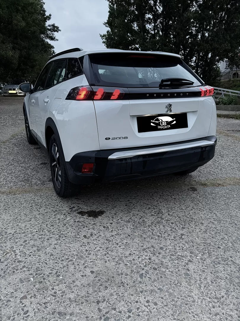 Peugeot e-2008 50 kWh Allure Pack - foto 6