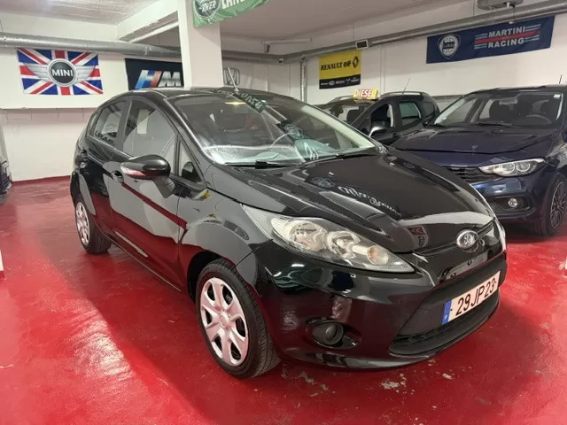 Ford Fiesta 1.4 TDCI - foto 3