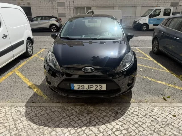 Ford Fiesta 1.4 TDCI - foto 7