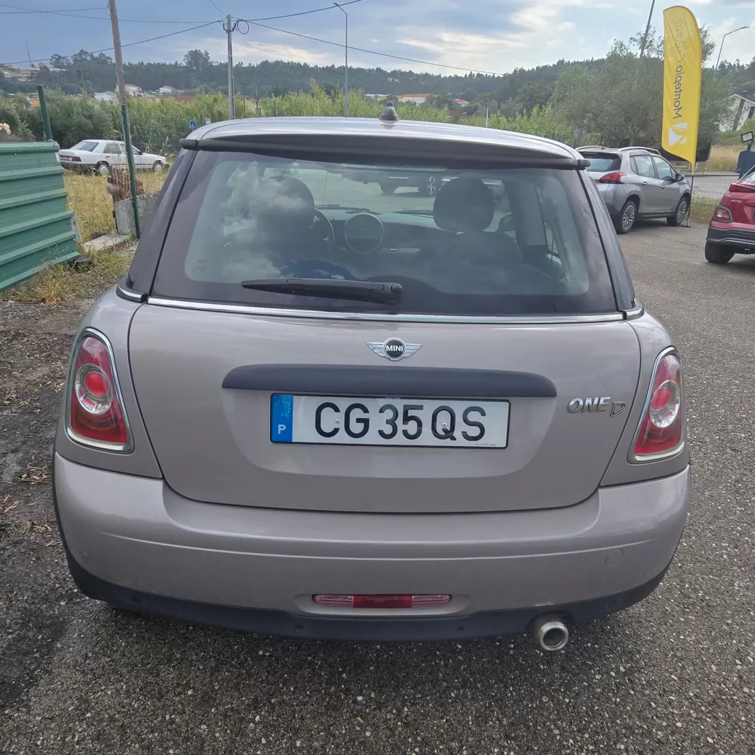 MINI 3 Portas Cooper D - foto 2