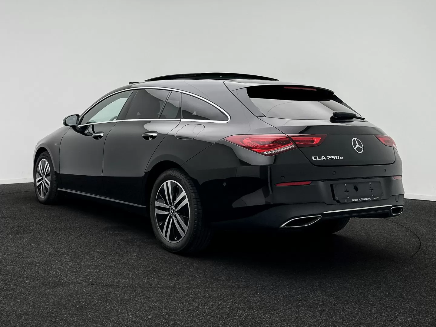 Mercedes-Benz CLA 250 e Shooting Brake Style Plus - foto 6