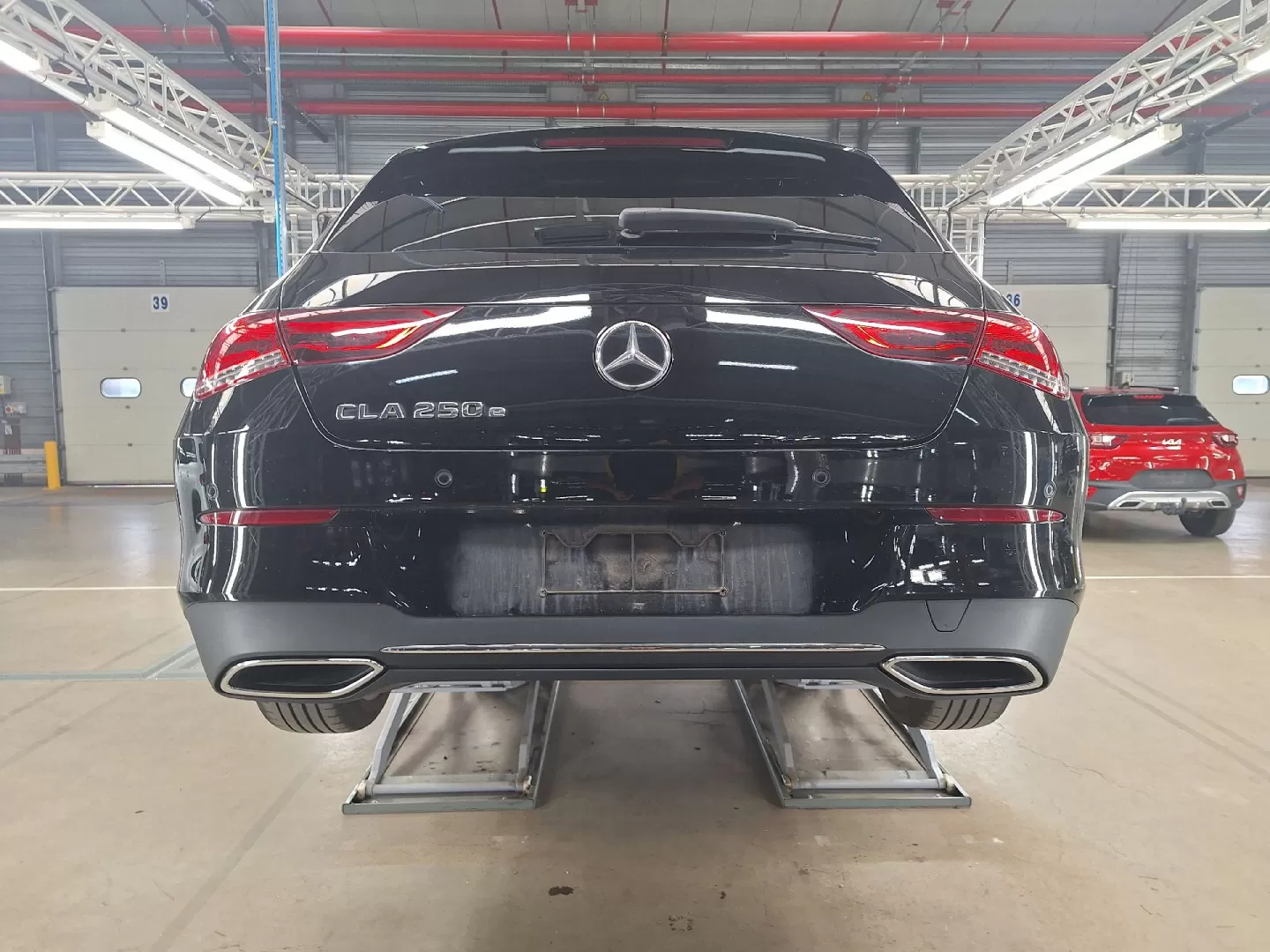 Mercedes-Benz CLA 250 250e Luxury - foto 6