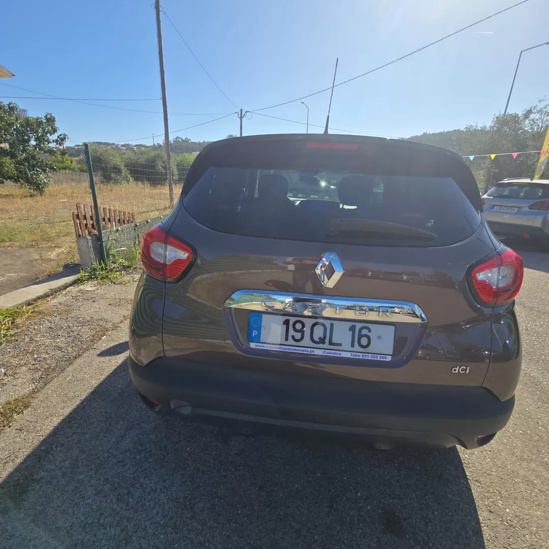 Renault Captur 1.5 dCi Exclusive - foto 2