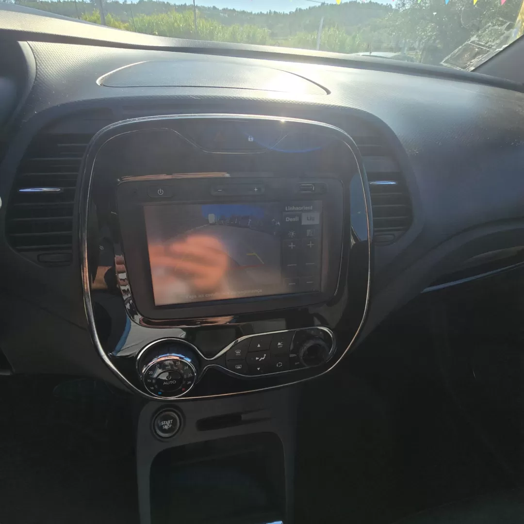 Renault Captur 1.5 dCi Exclusive - foto 8