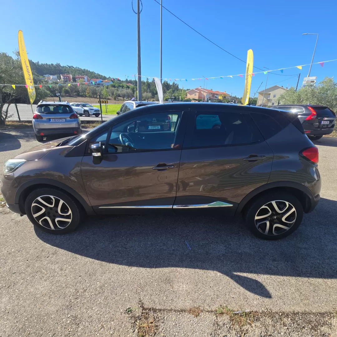 Renault Captur 1.5 dCi Exclusive - foto 4