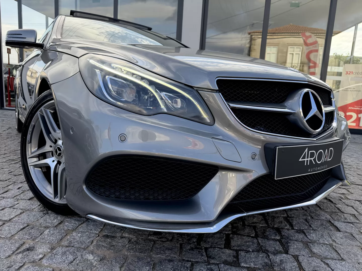 Mercedes-Benz E 220 CDi BlueEfficiency Auto - foto 8