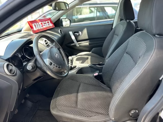 Nissan Qashqai 1.5 - foto 4